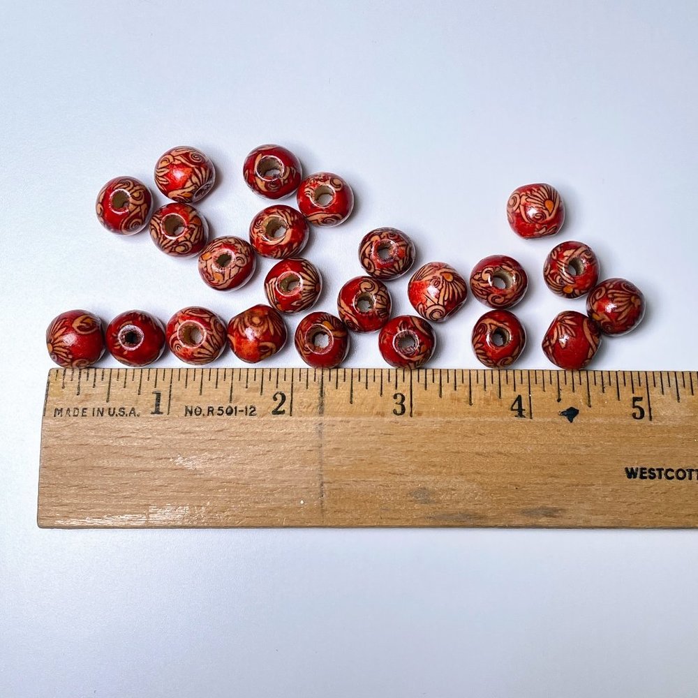 Macrame Wood Beads Red Pattern - Picture 5 of 6